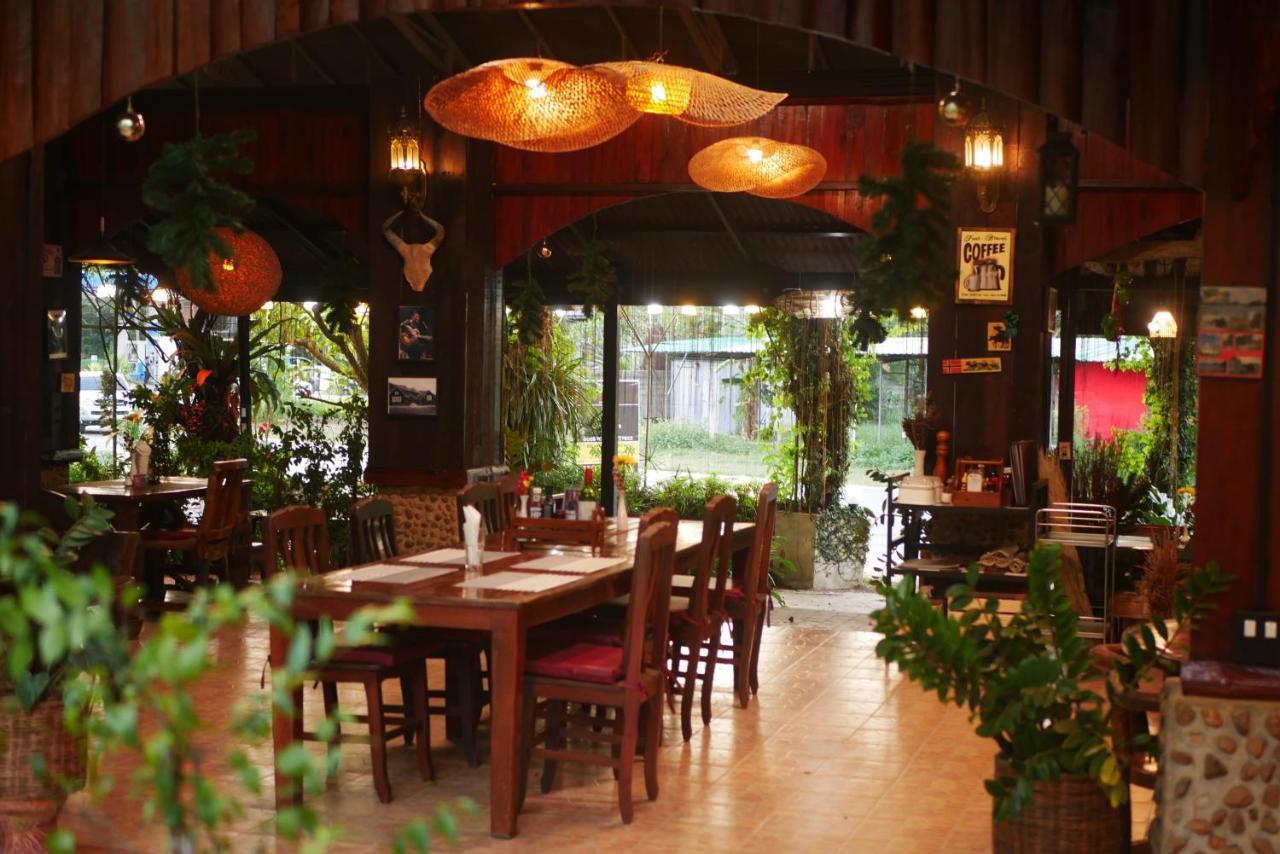 Big Elk Steak House - Homestay 达叻府 外观 照片